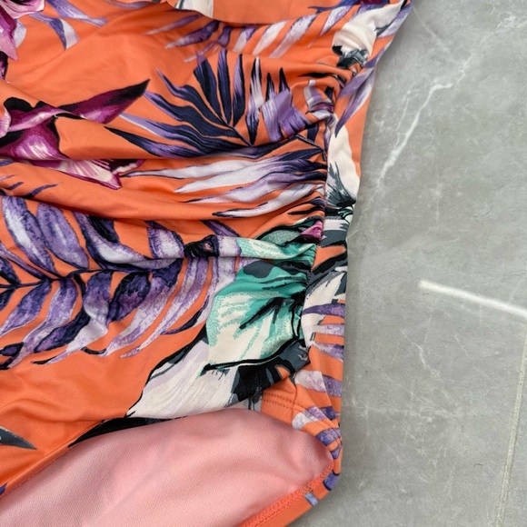 Women’s Liz Claiborne Floral Ruffle Ruched Padded One Piece Swimsuit Size 12 - Picture 6 of 16